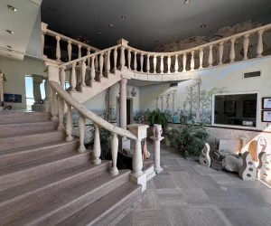Custom balusters-handrails-stairs